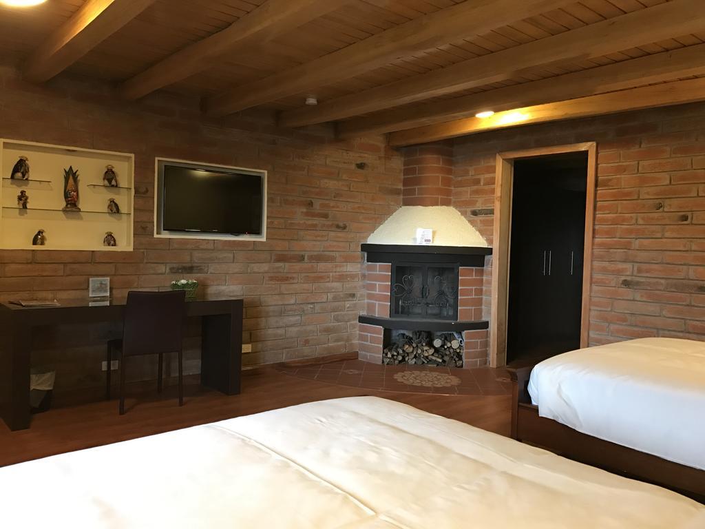 Puertolago Country Inn & Resort Отавало Экстерьер фото