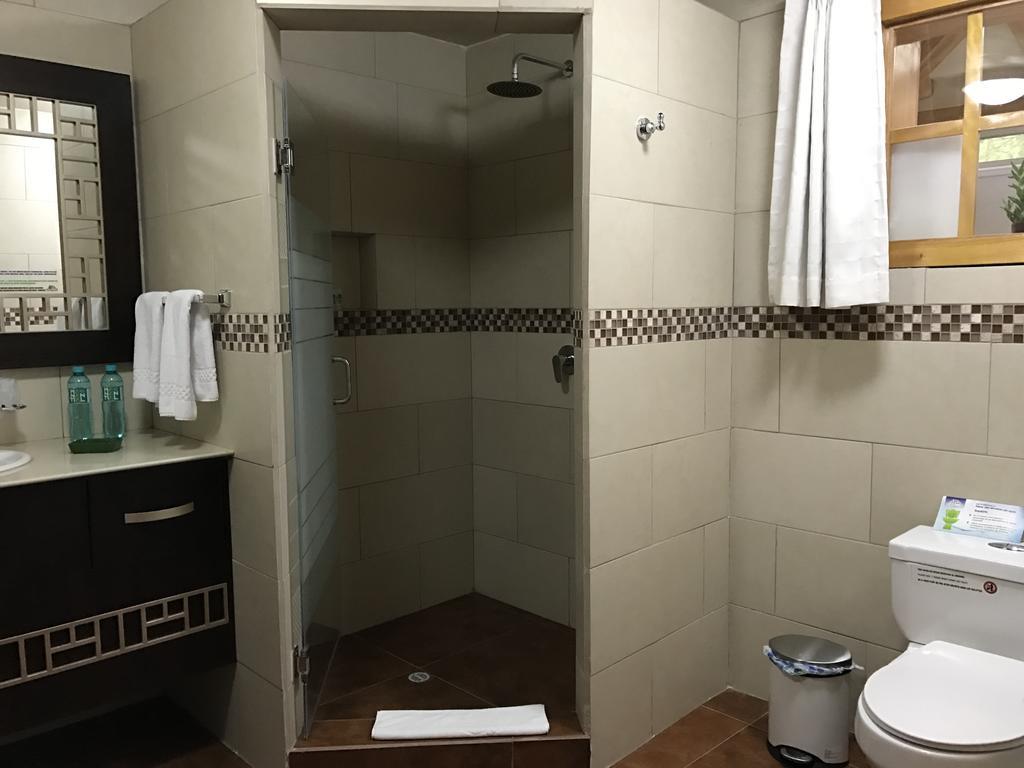 Puertolago Country Inn & Resort Отавало Экстерьер фото