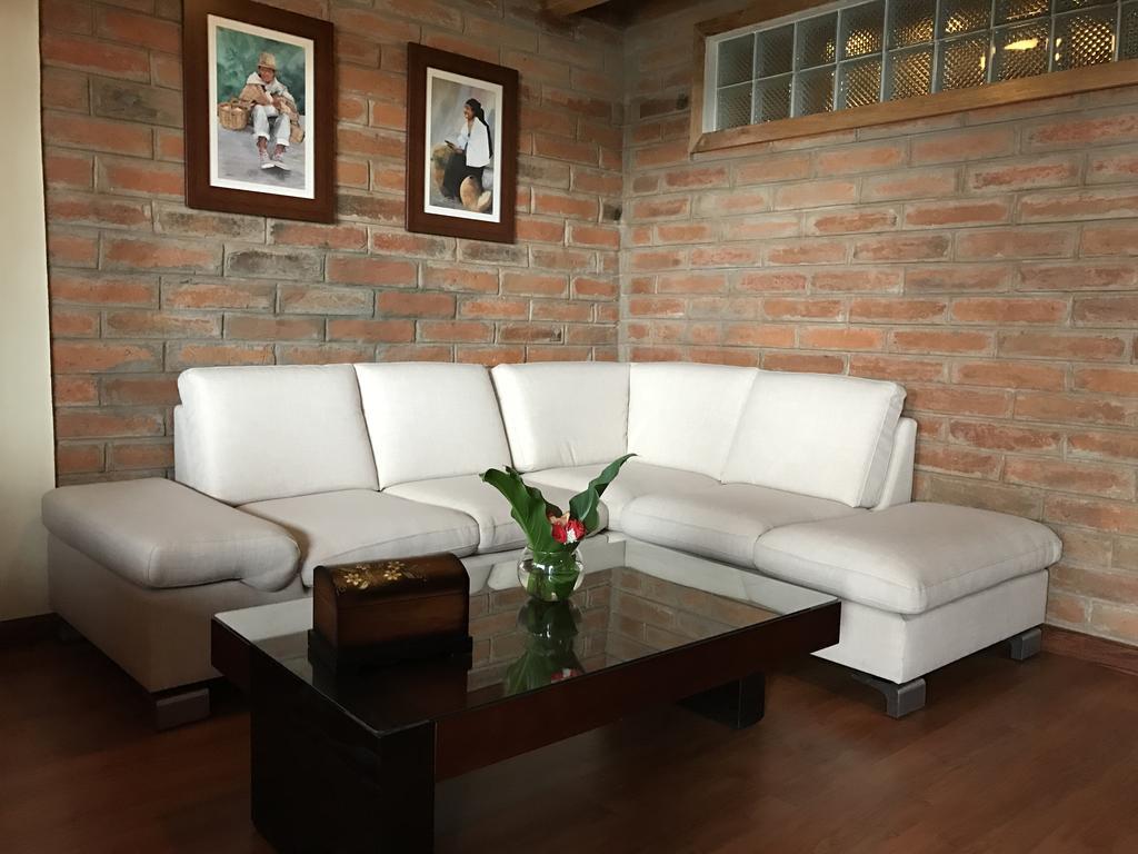 Puertolago Country Inn & Resort Отавало Экстерьер фото